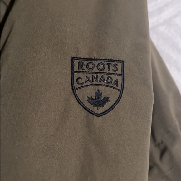 ROOTS WINTER JACKET - Picture 3 of 5